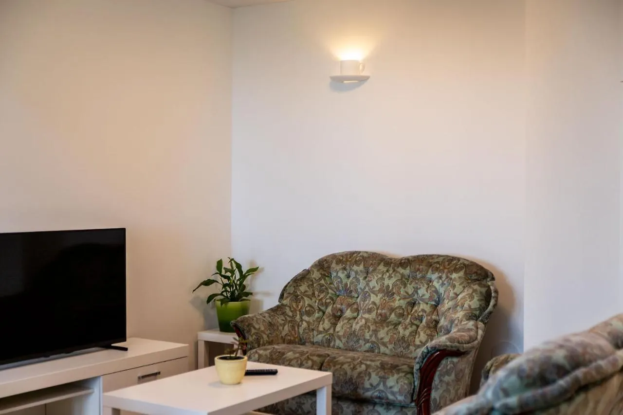 Apartmani Pero Dido Banjol 0*,