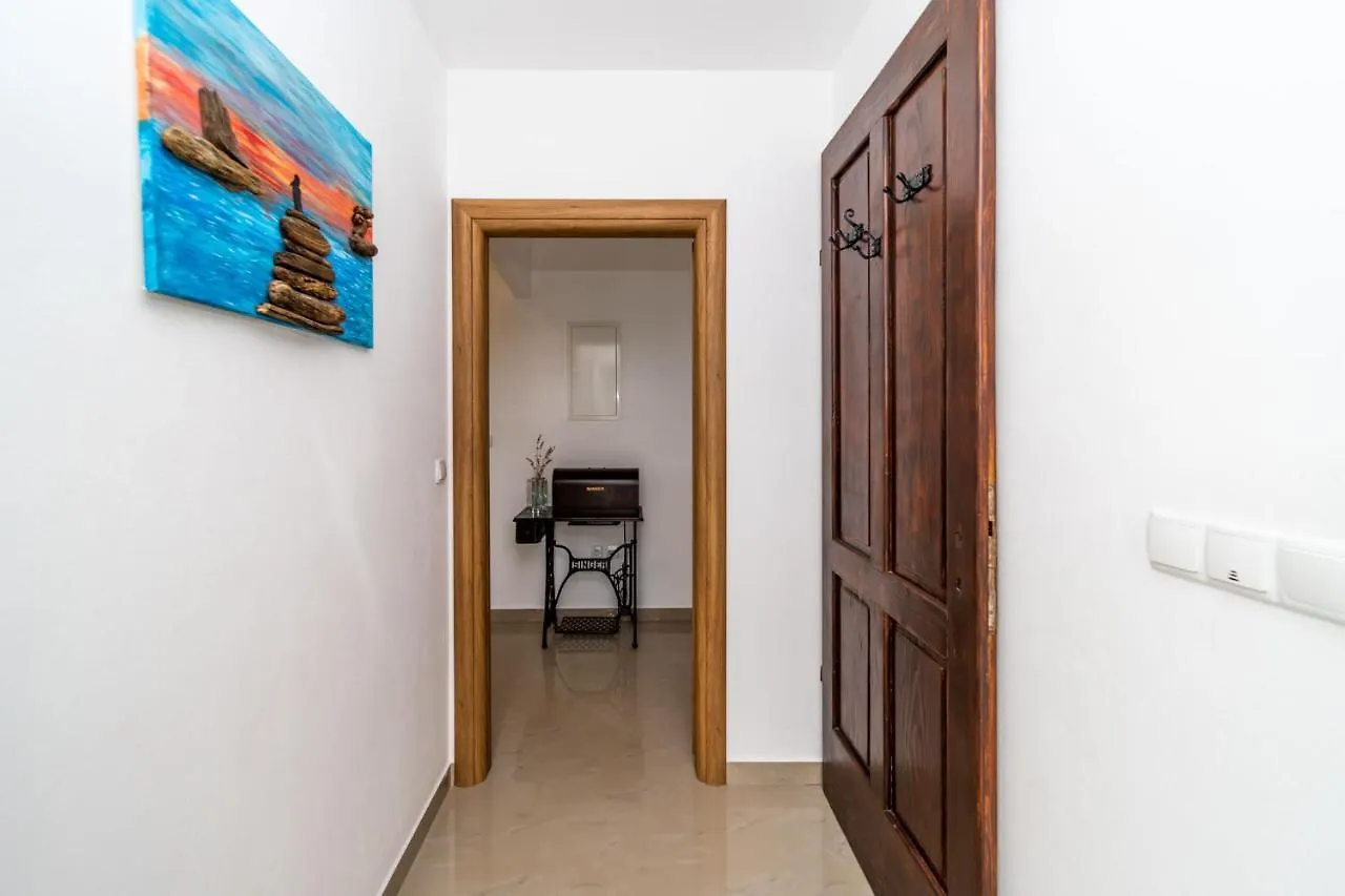 Apartmani Pero Dido Banjol Apartment