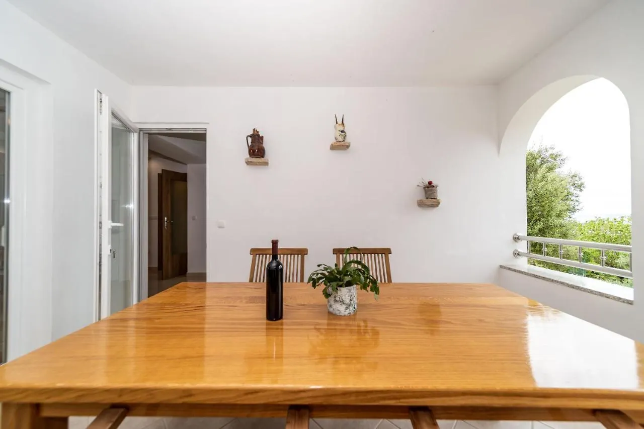 Apartmani Pero Dido Banjol Apartment