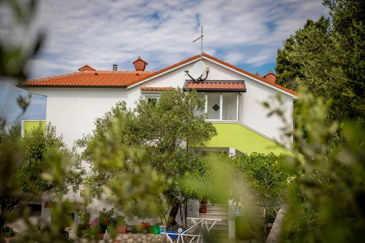 Apartmani Pero Dido Banjol Apartment